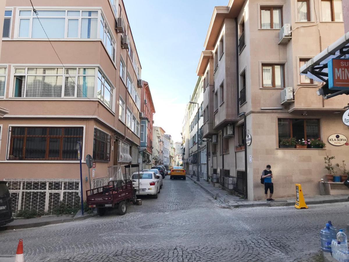 My Fabulous Luxury Home. Historical Part Of The Estambul Exterior foto