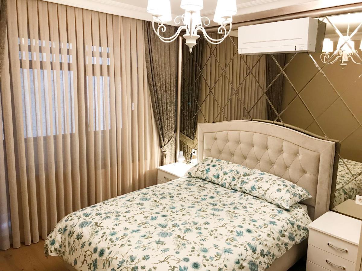 My Fabulous Luxury Home. Historical Part Of The Estambul Exterior foto